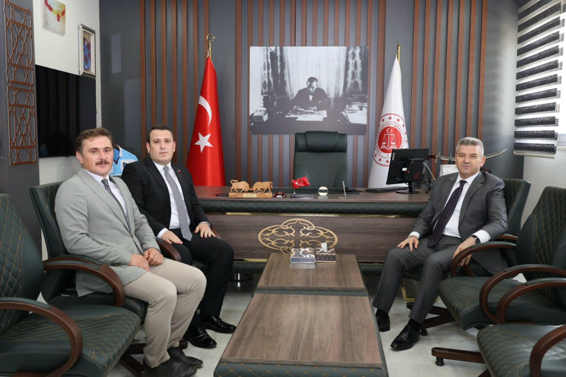 Vali Ergün’den Başsavcı Çalış ve Komisyon Başkanı Öz’e hayırlı olsun ziyareti - Resim: 2