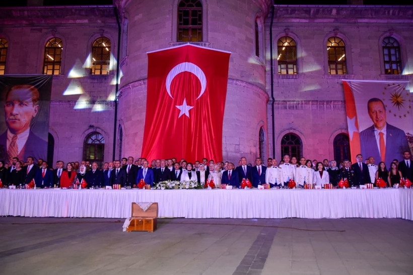 Türkiye'nin dört bir yanında 30 Ağustos Zafer Bayramı coşkusu yaşandı - Resim: 3