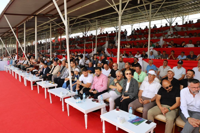 Kaymakam Erdem ve Başsavcı Kocakale, 673. Tarihi Elmalı Yağlı Güreşleri’ne katıldı - Resim: 5