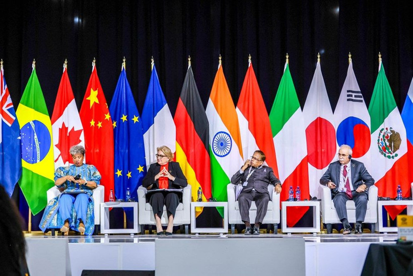 AYM Başkanı Özkaya'dan J20 Zirvesi'nde önemli mesajlar - Resim: 5