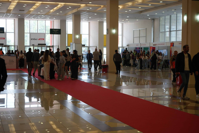 Samsun'da 10. Karadeniz Kitap Fuar açıldı! Açılış kurdelesini Kaymakam Aydın ve Başsavcı Kılıç kesti - Resim: 7