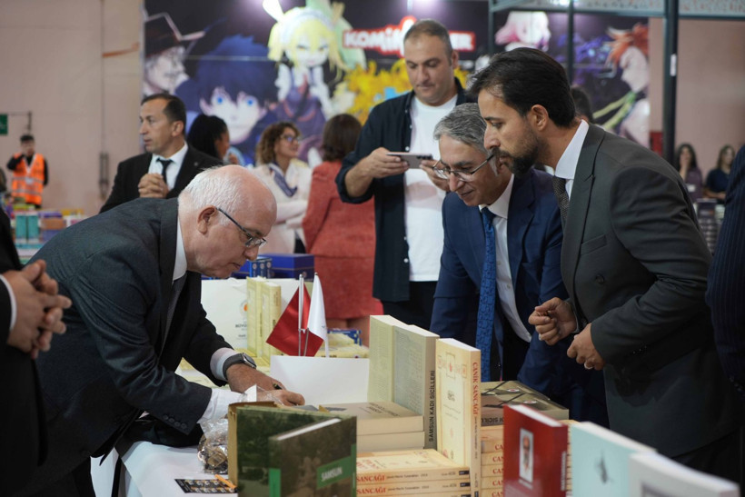 Samsun'da 10. Karadeniz Kitap Fuar açıldı! Açılış kurdelesini Kaymakam Aydın ve Başsavcı Kılıç kesti - Resim: 6