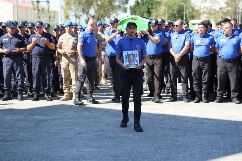 Kazada ölen iki memura veda töreni! CTE Genel Müdürü Yıldırım ile Başsavcı Şahin de katıldı - Resim: 2