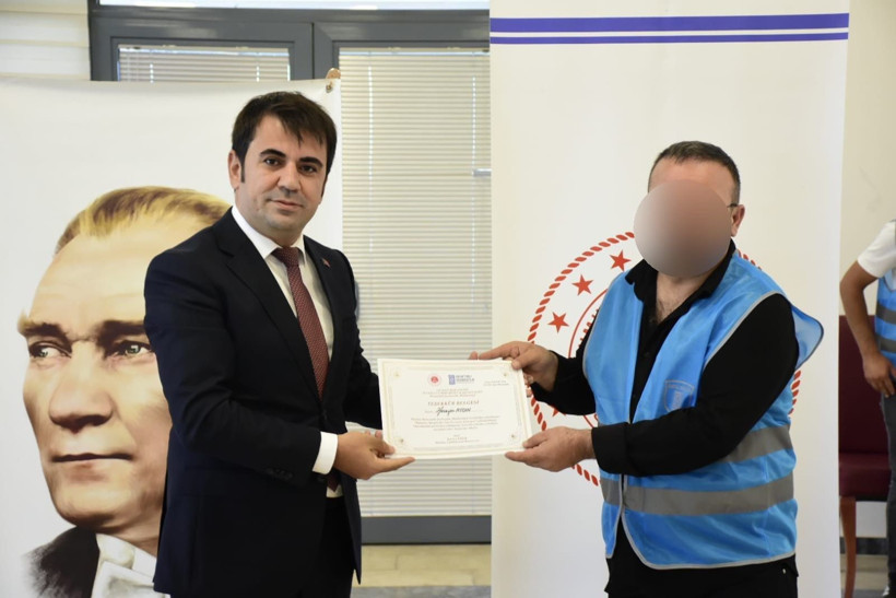 Başsavcı Eker, yükümlülere teşekkür belgelerini verdi - Resim: 1