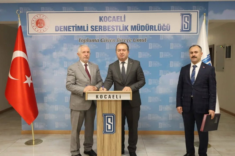 İş birliği protokolü imzalandı! 5 yükümlü Umre’ye götürülecek - Resim: 1