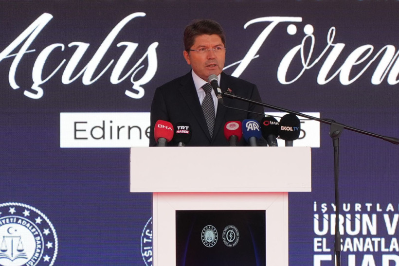 Bakan Tunç, işyurtlarının önemine dikkat çekti: Tüm hedefimiz onları topluma kazandırmak - Resim: 1