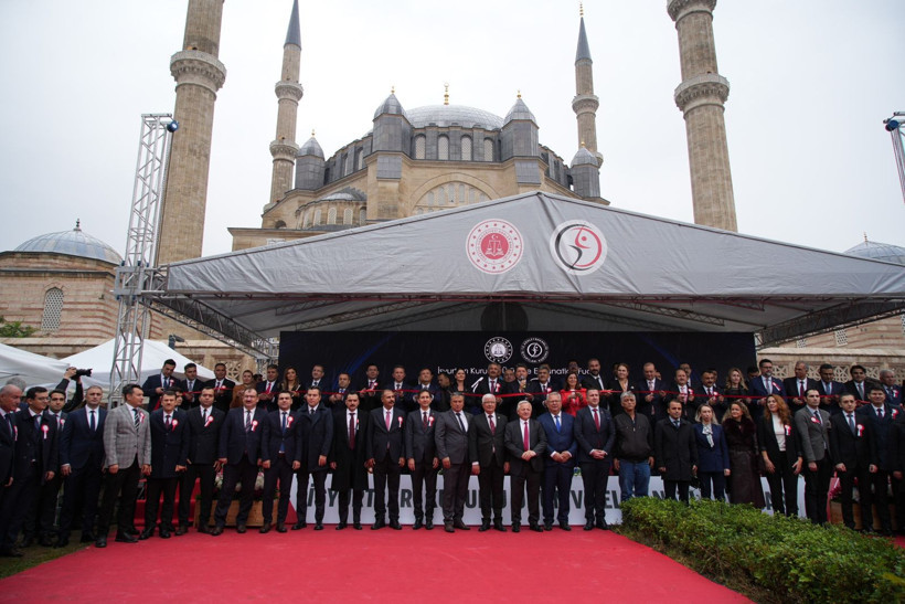 Bakan Tunç, işyurtlarının önemine dikkat çekti: Tüm hedefimiz onları topluma kazandırmak - Resim: 5