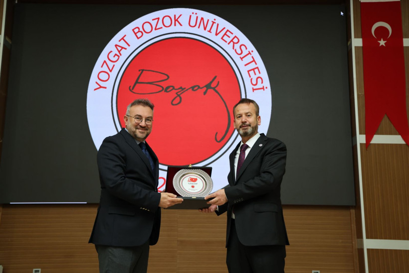 AYM Üyesi Kenan Yaşar’dan Bozok Üniversitesi’nde hukuk semineri - Resim: 3