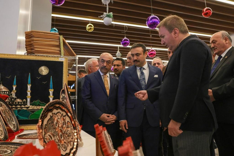 Erzincan'da sergi açılışına yoğun ilgi! Hükümlülerin el emekleri görücüye çıktı - Resim: 2