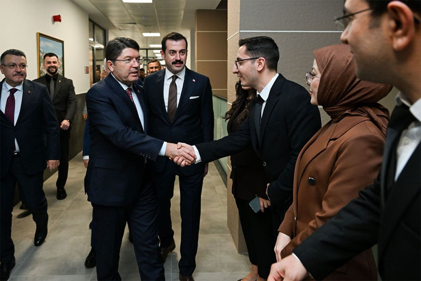 Bakan Tunç, Akçaabat Adliyesi'nde! Yargı mensuplarıyla bir araya geldi - Resim: 3