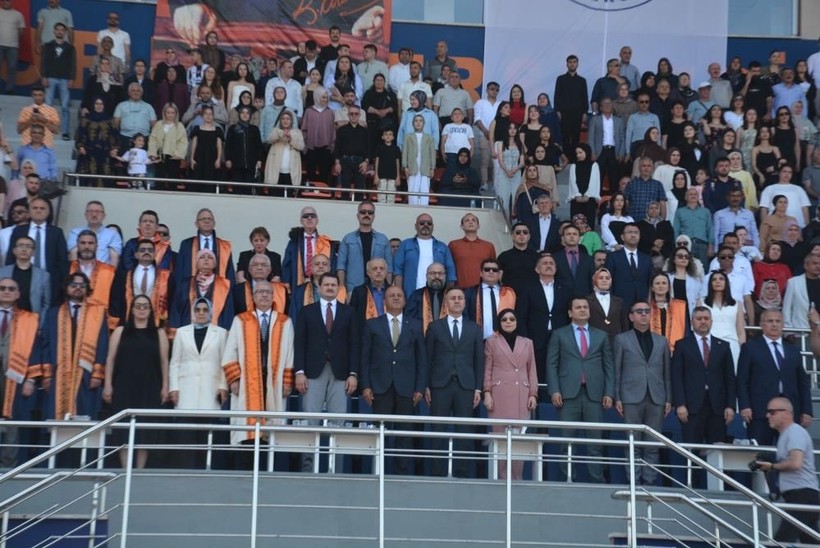 Başsavcı Pektaş da katıldı! Sinop'ta 3 kaşık aynı anda mezun oldu - Resim: 2