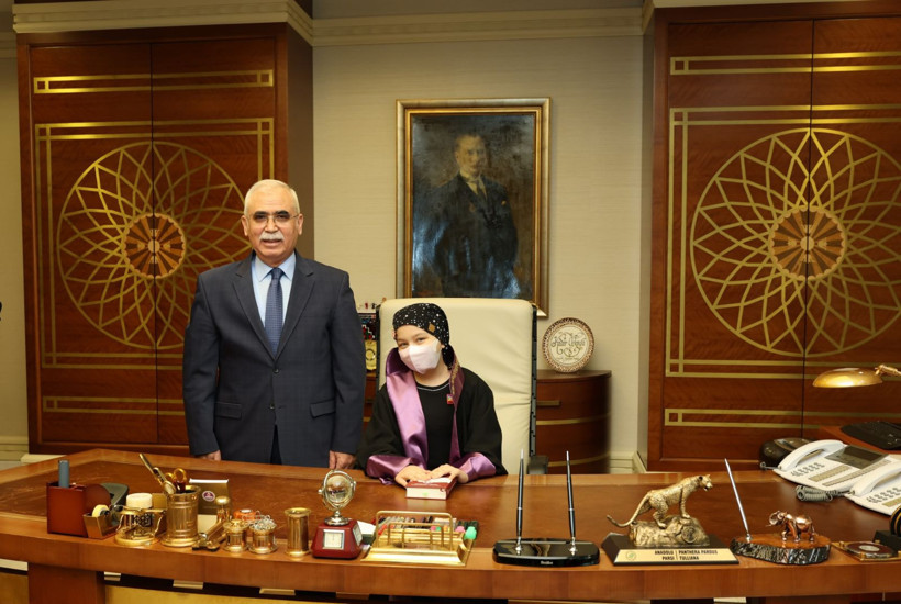 Anayasa Mahkemesi Başkanı Kadir Özkaya, lösemi tedavisi gören çocukları misafir etti - Resim: 2