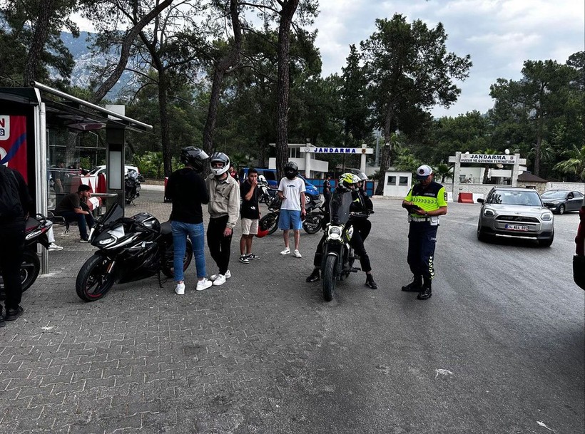 Binlerce motosiklet denetlendi, milyonlarca lira ceza kesildi! - Resim: 4