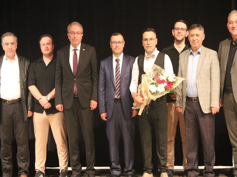 Başsavcı Korkmaz da şarkı söyledi! Adliye personelinden ritim konseri - Resim: 9
