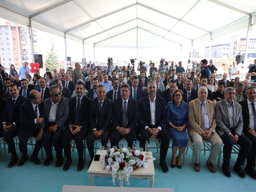 Bakan Tunç temel atma töreninde konuştu! Adalet hizmetlerimize güç katacak - Resim: 2