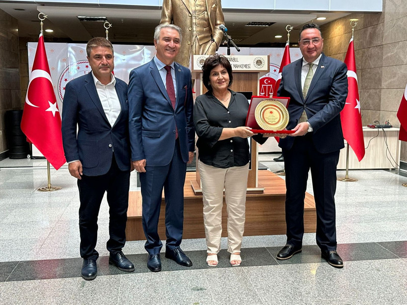 İstanbul BAM'da adli yıl açılış töreni! Emekliliğe ayrılan yargı mensupları uğurlandı - Resim: 2