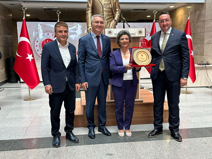 İstanbul BAM'da adli yıl açılış töreni! Emekliliğe ayrılan yargı mensupları uğurlandı - Resim: 1