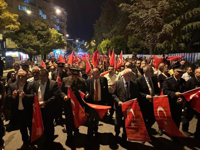 Uşak'ın 103'üncü Kurtuluş Günü etkinliklerle kutlandı! Başsavcı İsmet Çınar da eşlik etti - Resim: 1