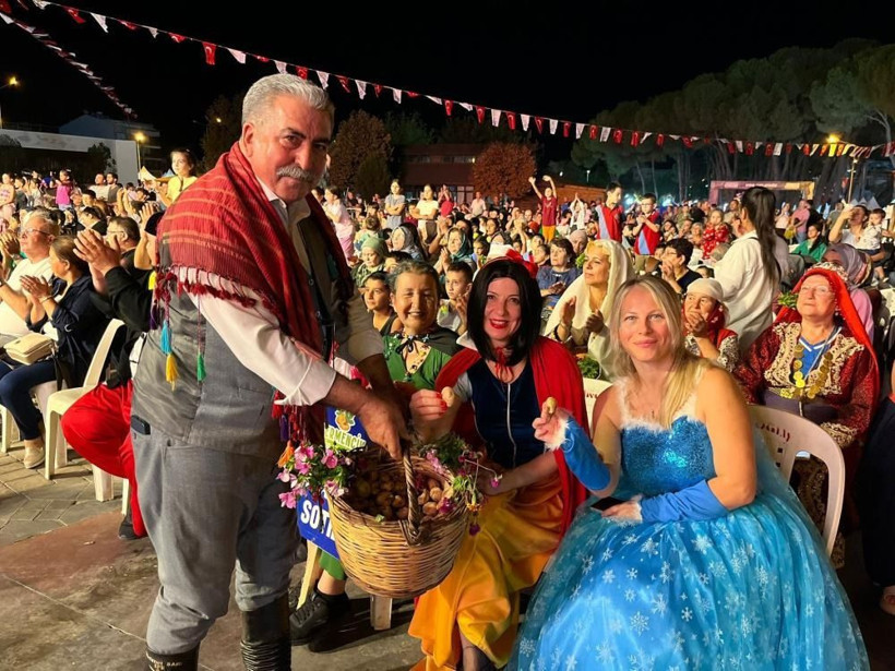 Germencik İncir Festivali coşkuyla başladı! Açılışa Kaymakam Doğru ve Başsavcı Özcan da katıldı - Resim: 8