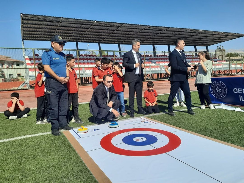 Silopi'de çocuklara özel spor haftası! Renkli kareler ortaya çıktı - Resim: 3