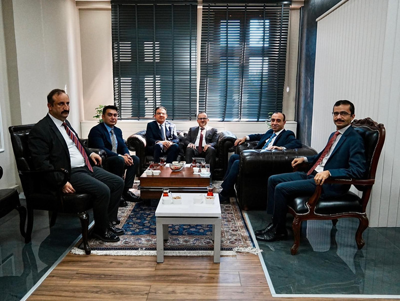 HSK Üyesi Özdemir, Düzce Adliyesi'nde! Başsavcı ve Komisyon Başkanı karşıladı - Resim: 1