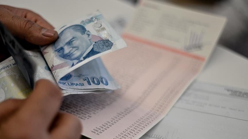 Kredi çekmeyi planlayanlara kritik uyarı: 2 trilyonluk kredi hacmi! En düşük faizli kredi veren bankalar açıklandı! - Resim: 1