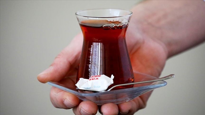 Çay sabah rutininizin vazgeçilmeziyse bu haberi okumadan geçmeyin! Her sabah içtiğiniz çay değil zehir! - Resim: 1
