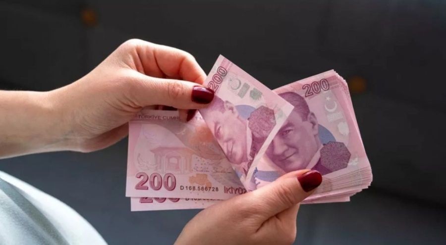 Ev hanımlarına emeklilik formülü açıklandı! 5400 günle emeklilik geliyor: Devlet primin üçte birini karşılayacak! - Resim: 1