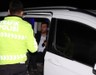 Polisler kovaladı, promil konuştu: 'Bir şey yok abi'